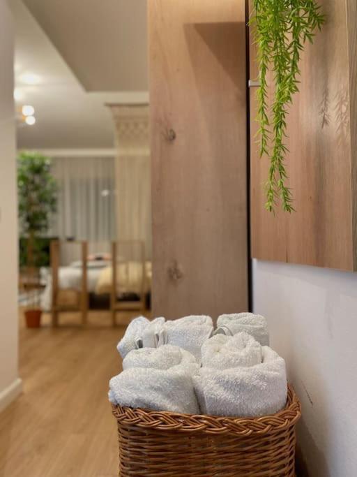 Studio Flat In The City Center Tirana Exterior photo