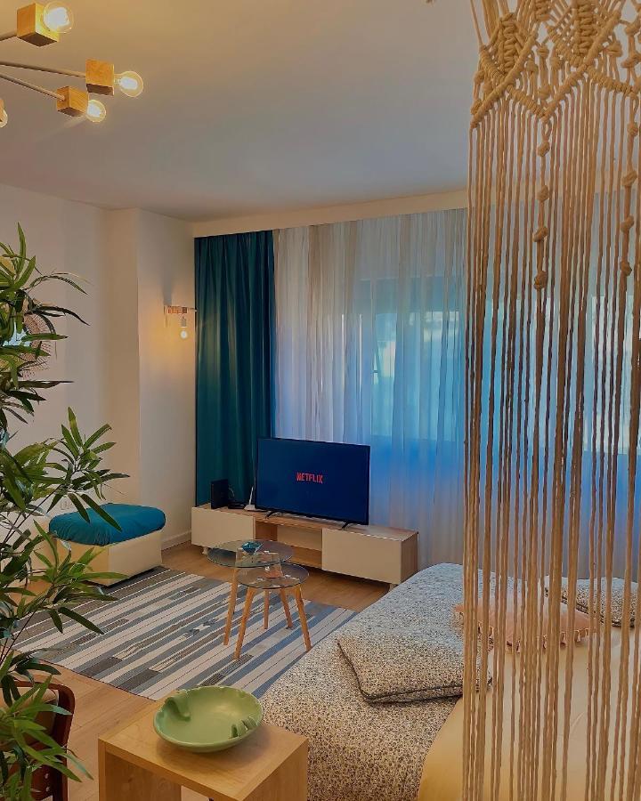 Studio Flat In The City Center Tirana Exterior photo